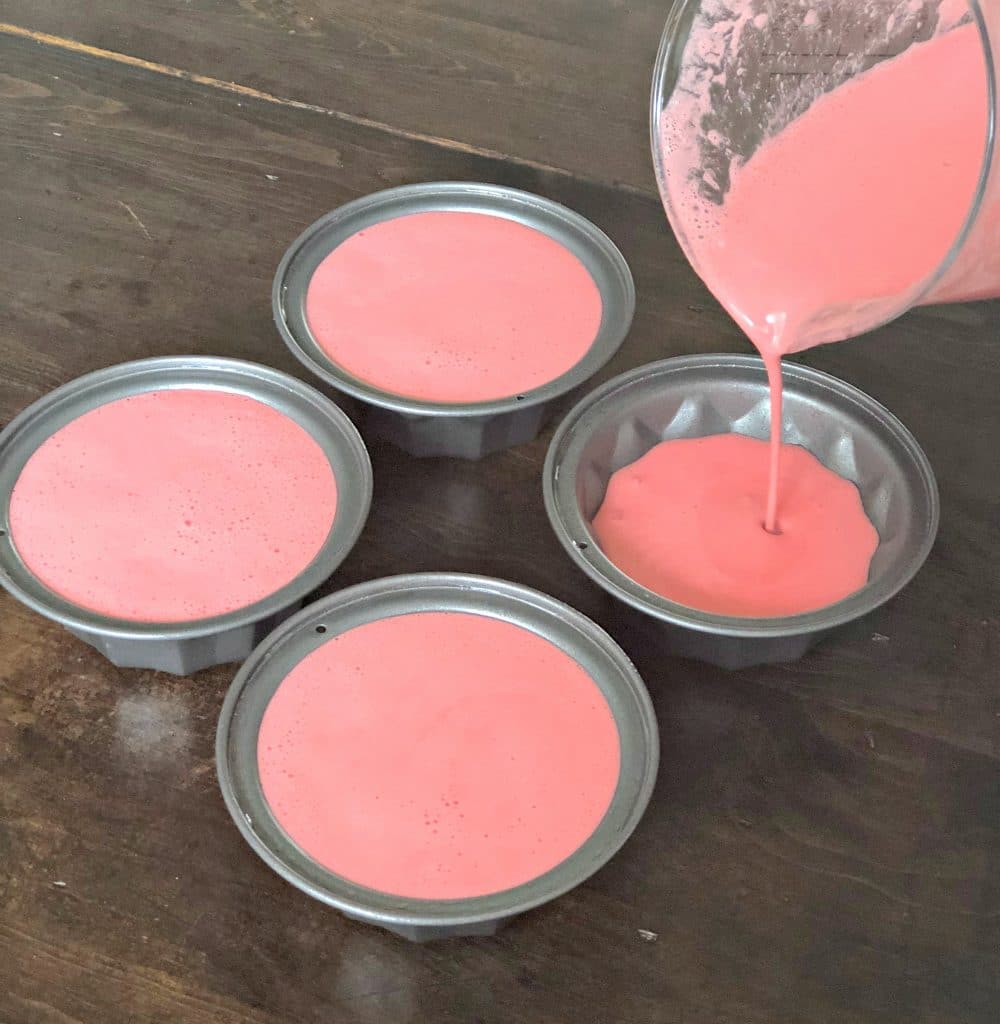 This Gelatina de Leche, or Mexican Milk jello, recipe is sure to be a hit at your next party. It is super easy to make, especially with the help of Reynolds KITCHENS™ Quick Cut™ Plastic Wrap