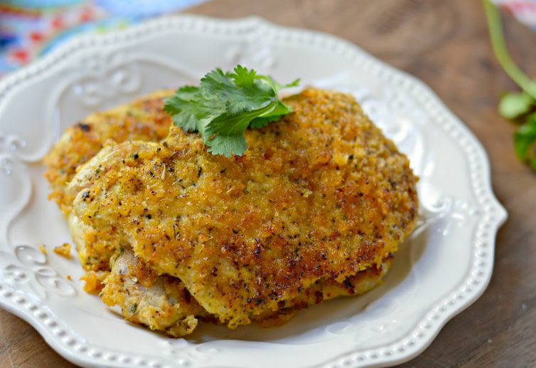 This homestyle breaded pork chops recipe has a delicious combination of herbs and spices and is a perfect choice for dinner. 