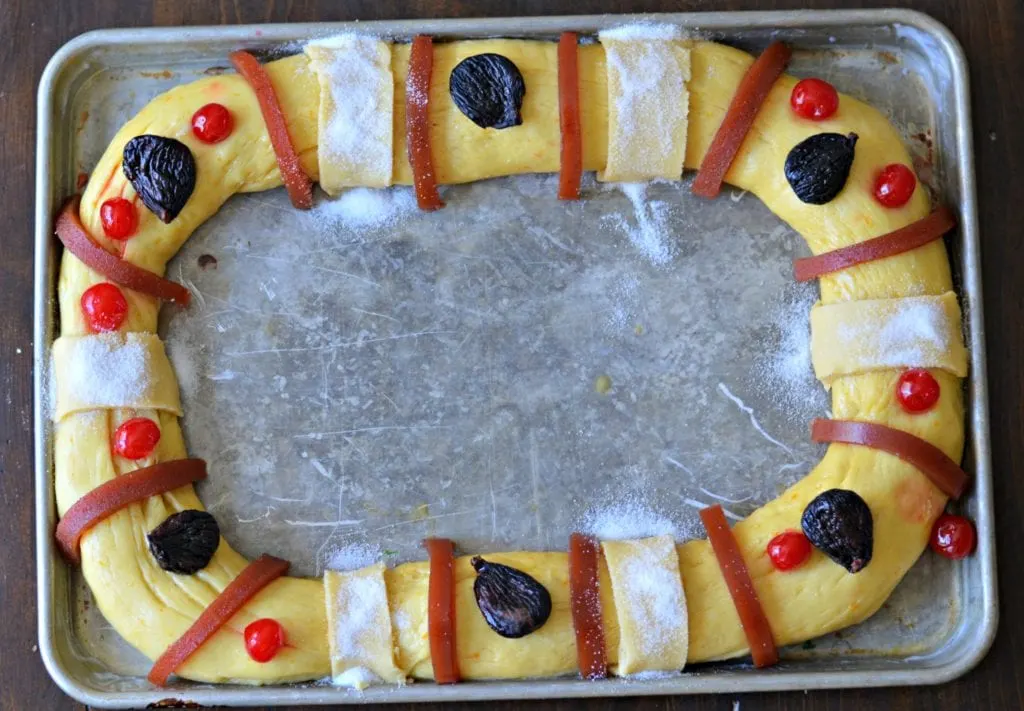 Rosca de Reyes lista para hornear