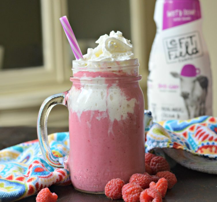 Delicious Raspberry Milkshake Recipe