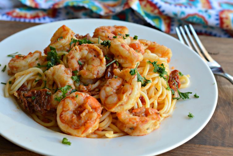 Delicious Italian Shrimp Pasta Recipe - My Latina Table