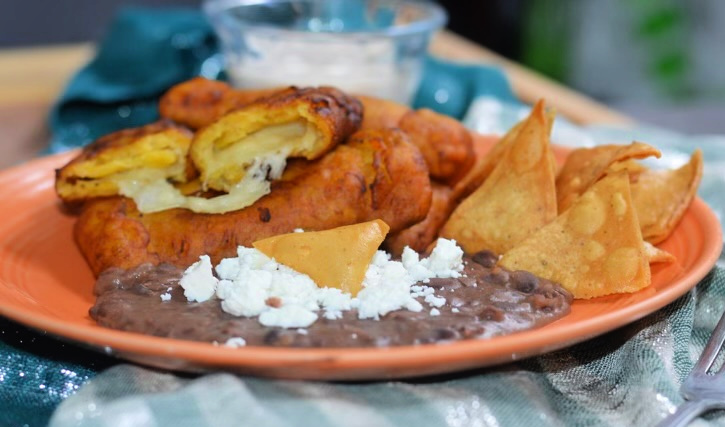 platanos rellenos from a different angle